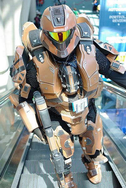 Awesome Halo 4 Scout Armor Cosplay At Sdcc Halo