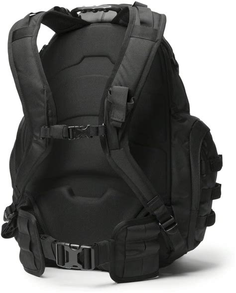 3 out of 5 stars from 5 genuine reviews on australia's largest opinion site productreview.com.au. MUST READ: OAKLEY KITCHEN SINK BACKPACK REVIEW: 2020