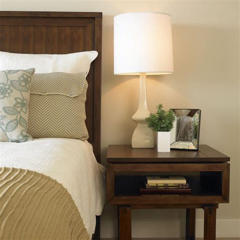 How to Choose a Lamp and the Right Size Lampshade