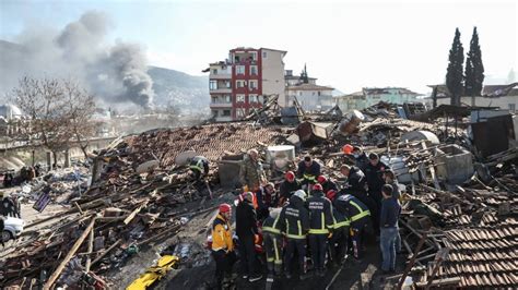Már 15 Ezer Fölött A Török Szír Földrengés Halálos áldozatainak Száma