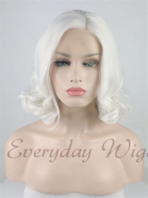 Short White Wavy Synthetic Lace Front Wig Edw1004