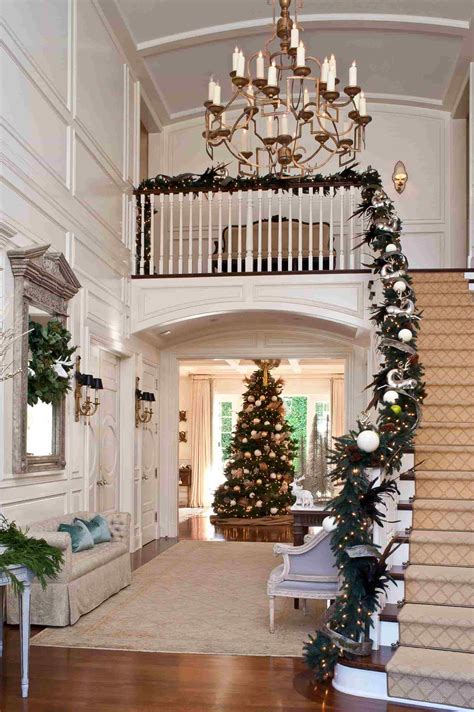 Most Beautiful Home Entrance Decoration Ideas For Christmas