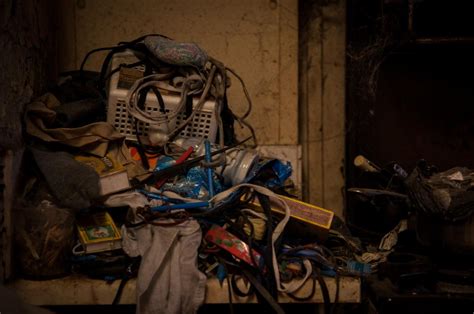 What is the meaning of hoarder. In pictures: inside the homes of hoarders | Little Atoms