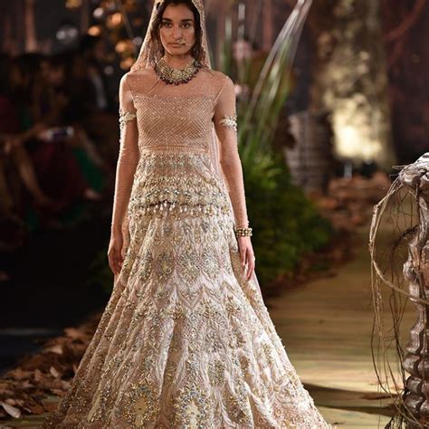 Complete Collection Tarun Tahiliani At India Couture Week 2017 Indian Bridal Fashion Couture