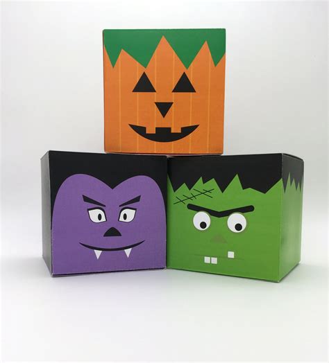 Halloween T Boxes Etsy Halloween Ts Character Ts Small Ts
