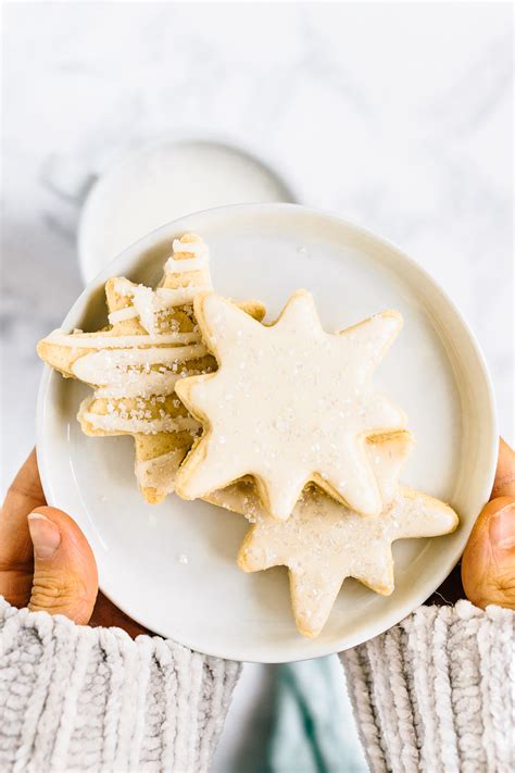 Fill in the dough into a cookie press with big star nozzle or better into a meat grinder with a big star nozzle. Almond Flour Soft Christmas Cookie - Almond Flour Sugar Cookies Paleo Grain Free Coconuts ...