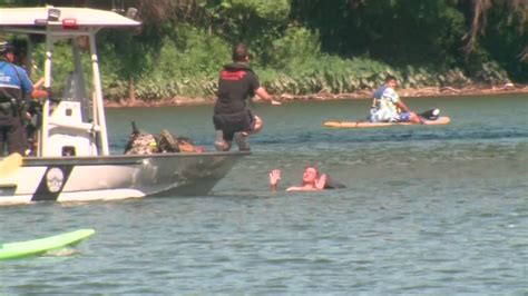 Man Jumps In Austin Lake Trying To Get Away From Cops Abc13 Houston
