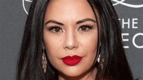 Janel Parrishs Net Worth Height Age And Personal Info Wiki
