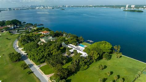 Jeff Bezos Buys 68 Million Mansion In Miamis Exclusive Billionaire