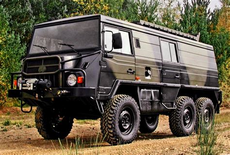 Pinzgauer 6x6 Exploring Military Vehichle Expedition Vehicle