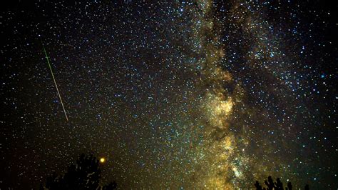Perseid Meteor Shower See Stunning Photos Of The Sky