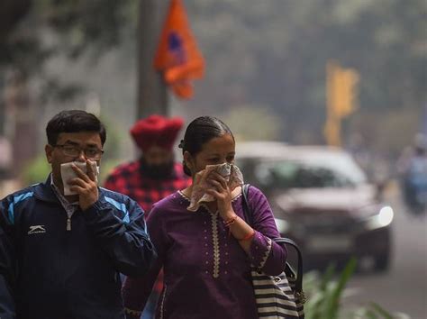 Delhi Pollution Aqi Inches Closer To Severe Relief Likely On Saturday Current Affairs News
