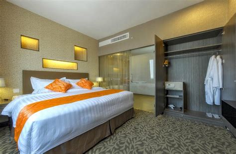 Discover alor setar places to stay and things to do for your next trip. GRAND ALORA HOTEL $27 ($̶4̶6̶) - Updated 2021 Prices ...