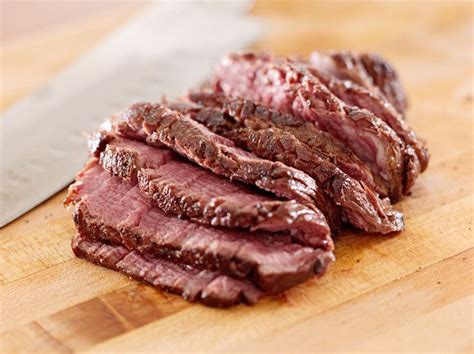 The beef tenderloin is the muscle group that gives us filet mignon, tenderloin tips, and chateaubriand. 13 Borderline Genius Cooking Tips From Ina Garten | Round steak recipe oven, Beef tenderloin ...