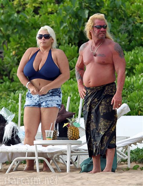 Photo Dog The Bounty Hunter And Wife Beth Chapman Make Hawaii Beaches