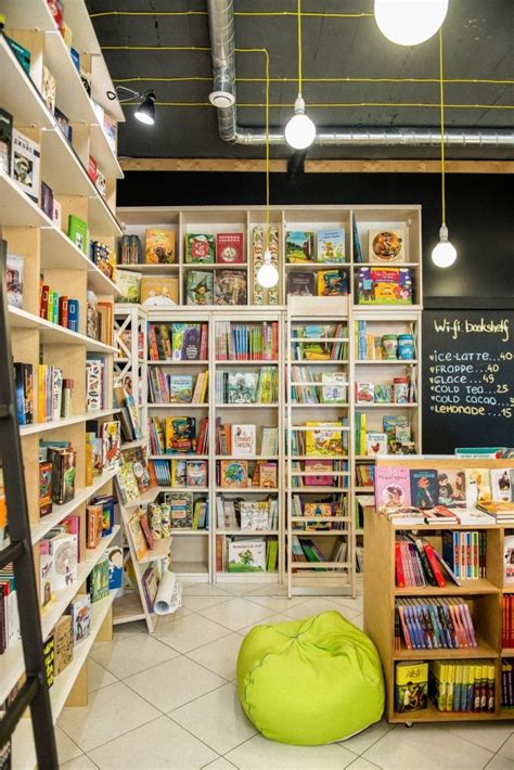 Книгарня-кав'ярня МоЯ Книжкова Полиця | Діти в місті Київ