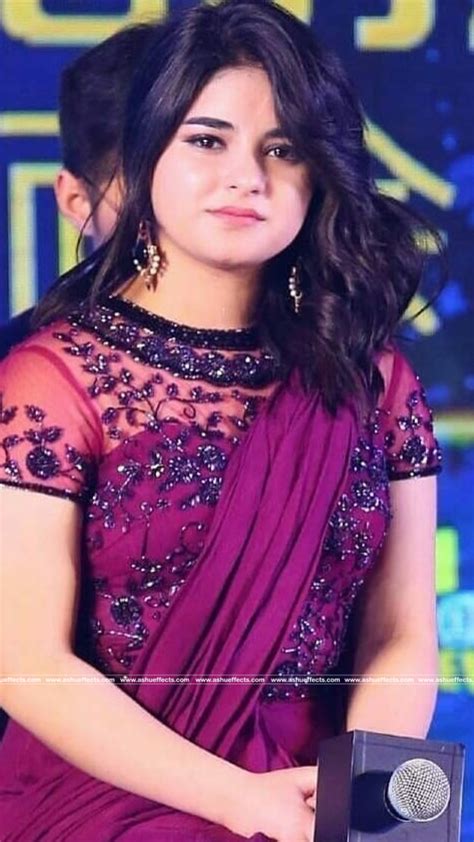 It featured a woman in hijab and also. Zaira Wasim Mobile Full Screen Wallpapers in 2020 | Zaira ...