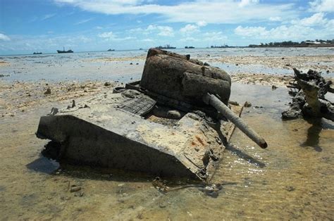 M4a275 Sherman Tarawa Lagoon Tarawa Kiribati Destroyedtanks