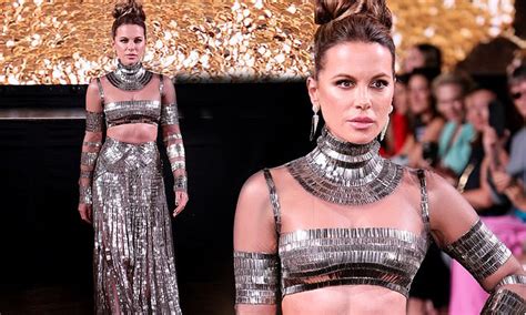 Kate Beckinsale News And Updates On British Actress Daily Mail Online