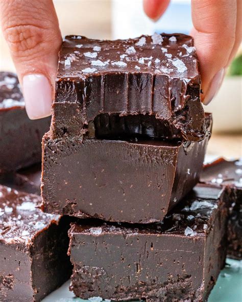Easy Chocolate Fudge Recipe Vegan And Paleo