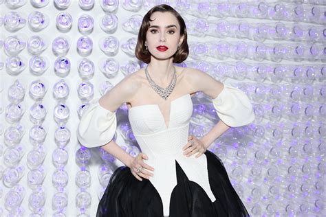 Lily Collins Paired A Chic Bob With Old Hollywood Glam At The Met Gala