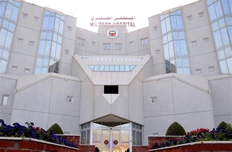 الفنان خالد سامي الذي يرقد في مستشفى الحرس بالرياض ويصارع المرض منذ أكثر من سنه وضعه الصحي الآن خطير ويتدهور بسرعه وأنا أناشد وقال القصبي إن خالد سامي يرقد في مستشفى الحرس الوطني بالرياض، كما أنه يصارع المرض منذ أكثر من عام تقريباً، لافتاً. المستشفى العسكري أول مستشفى في الشرق الأوسط يحصل على ...