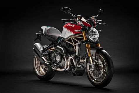 This monster will tuck in as far as your nerves can handle. Ducati Monster 1200 25th Anniversario Unveiled | Limited ...