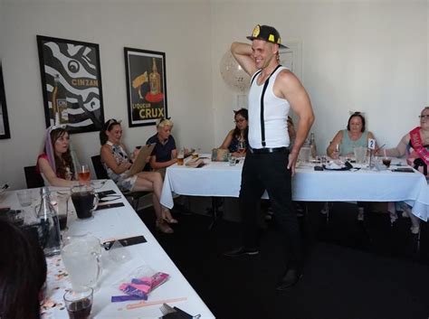 Hens Party Adelaide Life Drawing Party