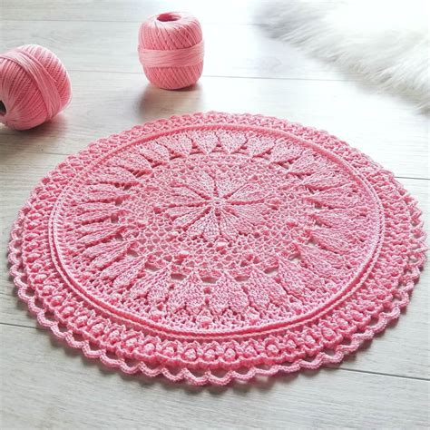 Crochet doily pattern Gwendolyne textured round doily with | Etsy
