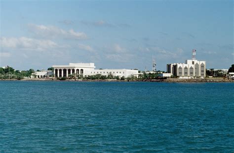 Djibouti Ville 1989 1993 Palais Du Peuple Vu Du Port Dj Flickr