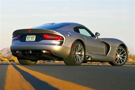 Dodge Cuts 15000 Off The 2015 Vipers Starting Price Now From