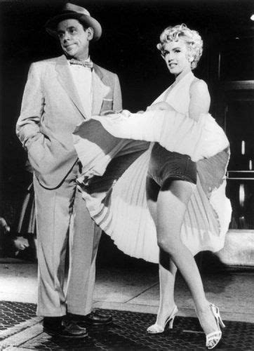 marilyn monroe on the set of the seven year itch 1954 marilyn monroe white dress norma jeane