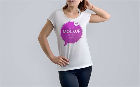 girl wearing printed  shirt mockup mockup world