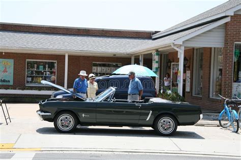 Old Ford Mustang Convertable Editorial Stock Photo - Image of cruise, tire: 55962758