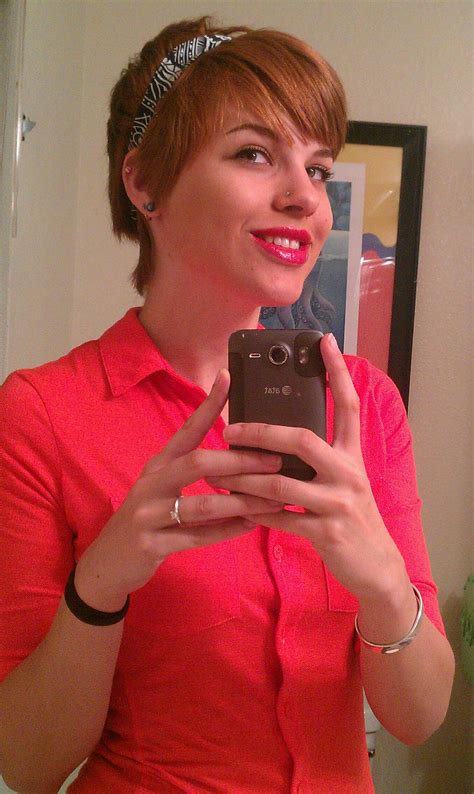 selfie pixie cut first time my hair has ever been this short r shorthairedhotties