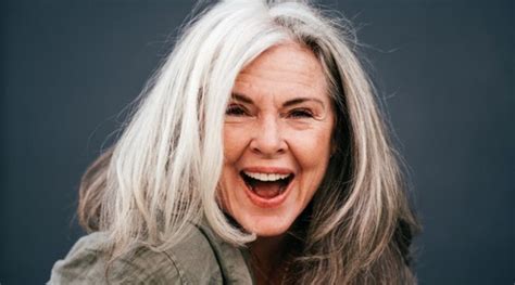 Pourquoi des cheveux blancs à 30 ans