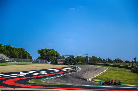 F1 Le Circuit Dimola Italie Toujours Dans La Course