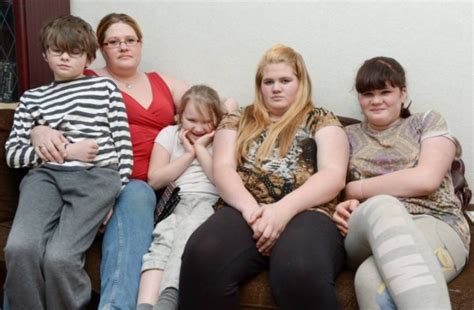 Teenager Fat Shamed By Mcdonalds Staff For Ordering Six Burgers In Shoreham Sussex Metro News
