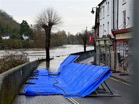 Wharfage Back Open After Flood Barriers Removed Shropshire Star