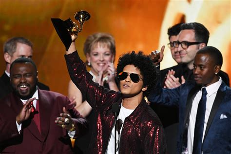 Bruno Mars Thats What I Like Wins Song Of The Year At 60th Grammy