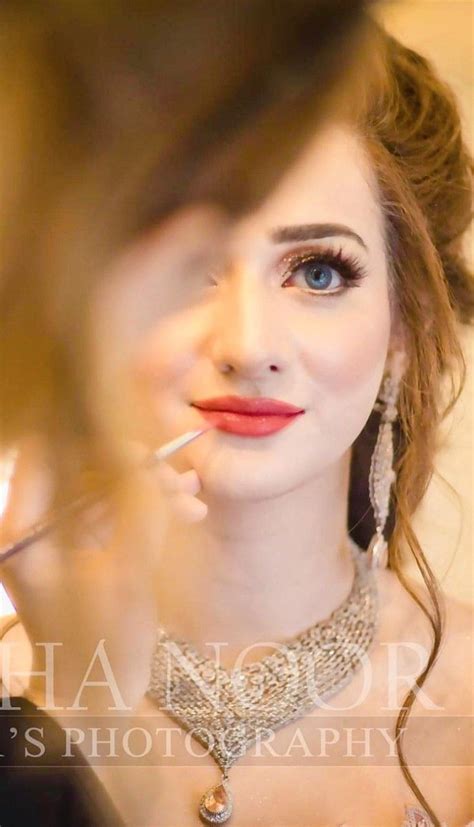 Pin By 🅰️lèénã 🅰️frèén 🇮🇳 On Dpzzz Wörld ️ In 2021 Bridal Makeup