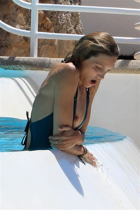 Model Anja Rubik Nip Slip In Cannes Scandal Planet
