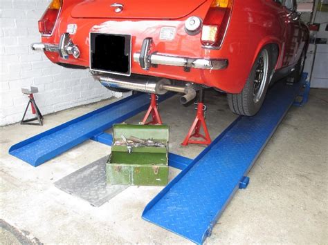 Heavy duty diy car ramps. Car lift/ramps - the simple unique patented MR1s for DIY mechanics | Diy mechanics, Car hoist ...