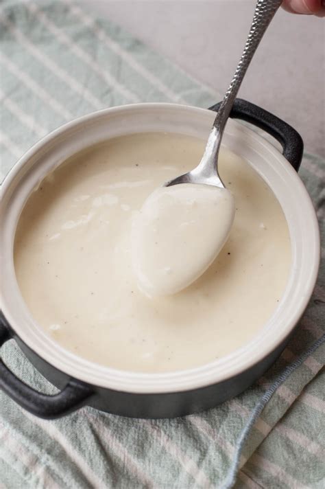 How To Make Bechamel Sauce An Easy And Foolproof Recipe