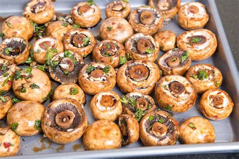 Step by Step Healthy Oven Roasted Garlic Mushrooms Recipe. These are ...