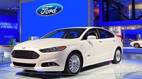 Ford Recalls 550000 Vehicles That Can Roll Away Unexpectedly Abc13