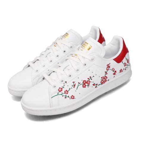 Adidas Floral Shoes Presenting All The Latest High Street Fashion