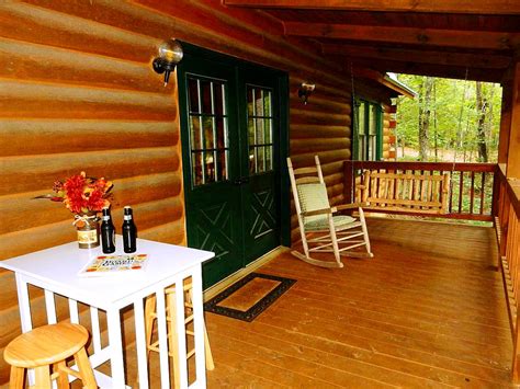 Log cabins enjoy the serenity & natural beauty of pine mountain, georgia with a private log cabin! Cabin Rental | Pine Mountain, Georgia
