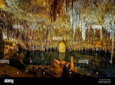 Cuevas Del Drach Or Dragon Cave Mallorca Island Spain Stock Photo Alamy