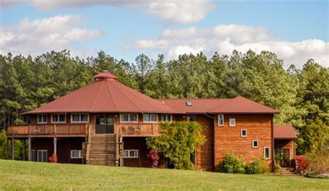 These accommodations have everything a glamper's heart desires and there are many different types of cabins to suit every glamper's needs. Retreats in Virginia VA: Retreat Centers, Camp Facilities ...